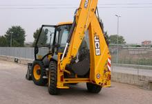 Экскаватор погрузчик JCB 4CX